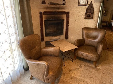 蝴蝶特窟酒店主图