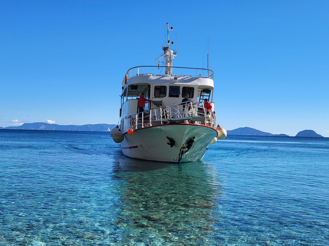 Vassilias Beach Hotel主图