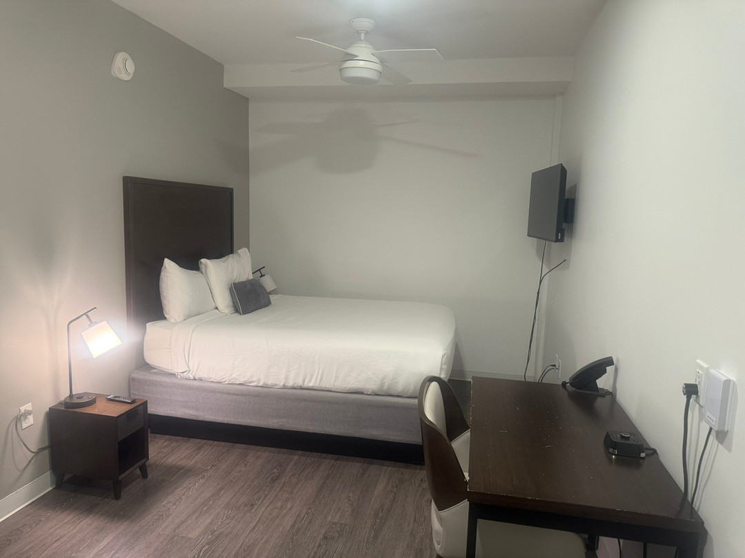 Leavenworth Local Hotel主图