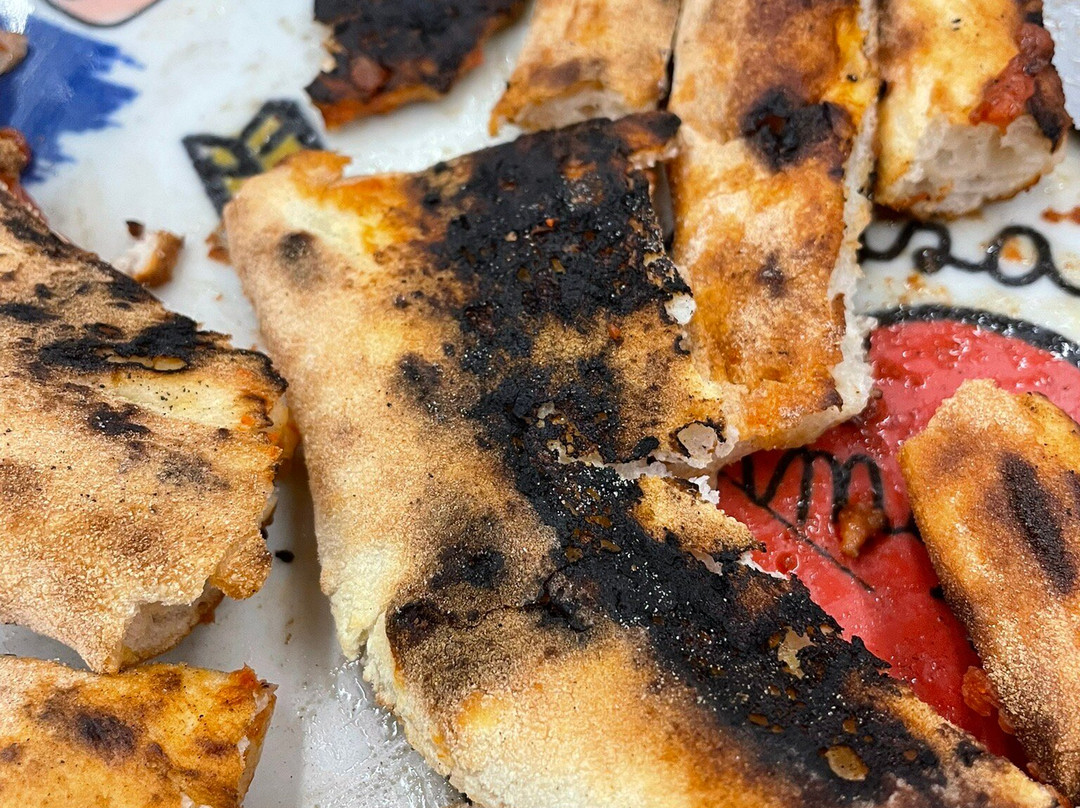 Addumarì Pizzeria e Cucina Napoletana