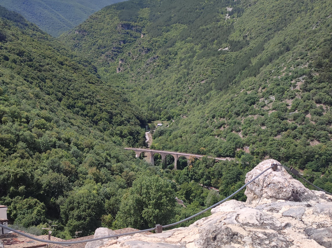 Castello Cantelmo-Pettorano sul Gizio必去景点