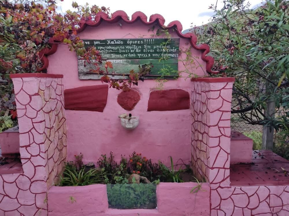 En Gaia Politeia-Kréstena必去景点