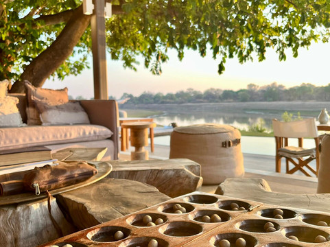 Time + Tide Chinzombo主图