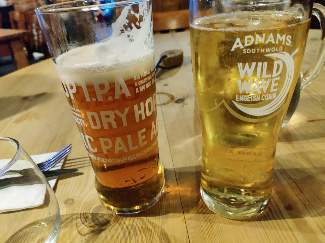 The White Hart Blythburgh主图