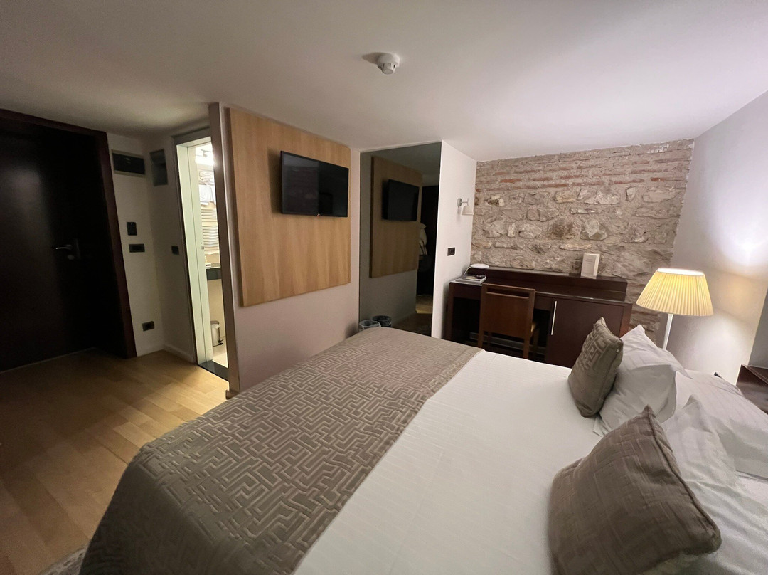 Hotel Vestibul Palace主图