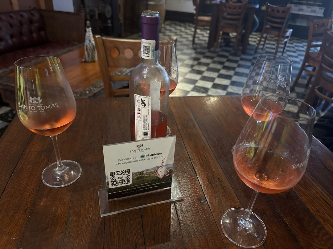 Bodegas De Santo Tomás-恩塞纳达必去景点
