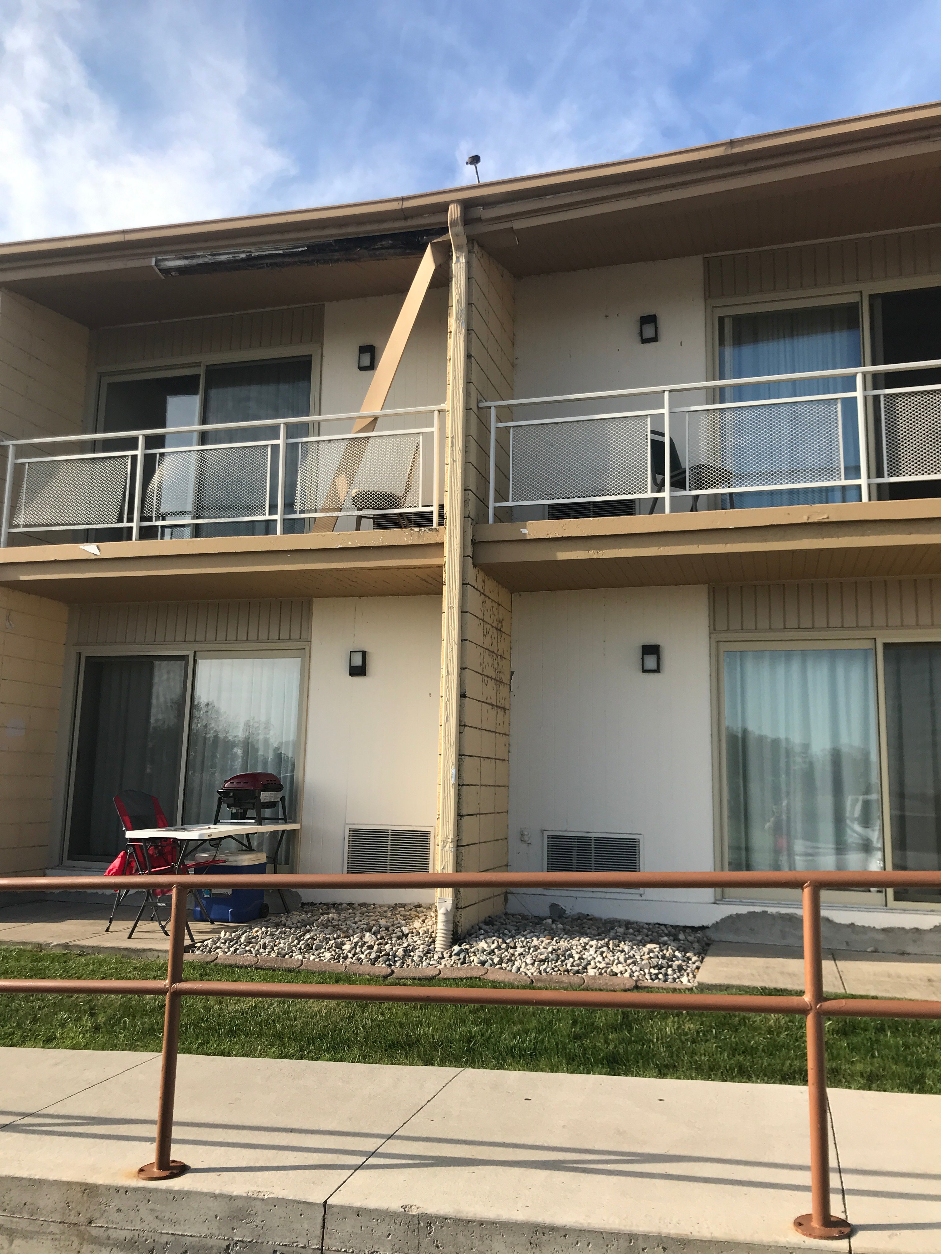 Baymont by Wyndham Bay City-浴室