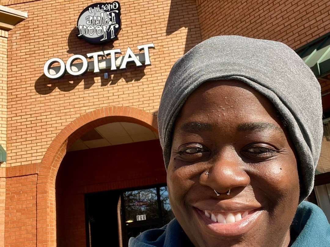 Once in a Blue Moon Tattoo-约翰斯克里克必去景点