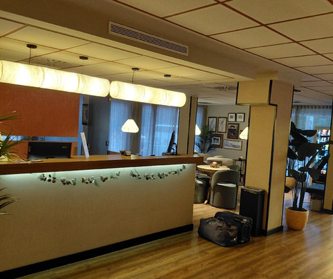 伦纳萨酒店主图