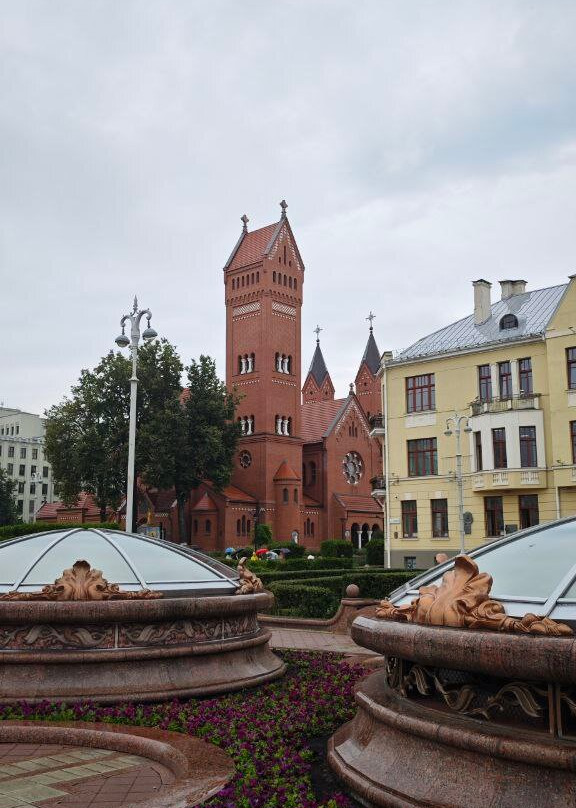Church of Saints Simon and Helena-明斯克必去景点