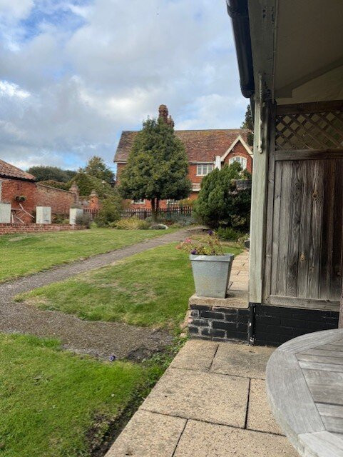 皇冠城堡酒店主图