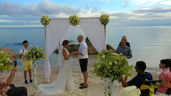 苏梅岛海滩共和国酒店主图