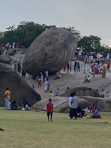 Krishna's Butter Ball-玛玛拉普蓝必去景点