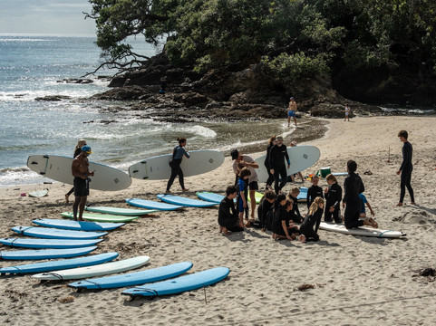 Learn 2 Surf Waipu Cove-Waipu必去景点