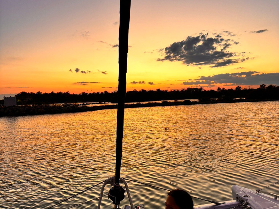 Riviera Elite Private Yacht Tours-阿范特拉斯港必去景点