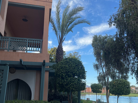 高尔夫馆酒店主图