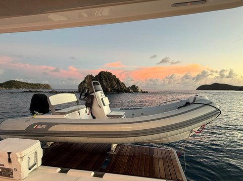 Voyage Charters-托土拉必去景点