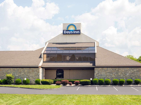 莫米/托莱多戴斯酒店