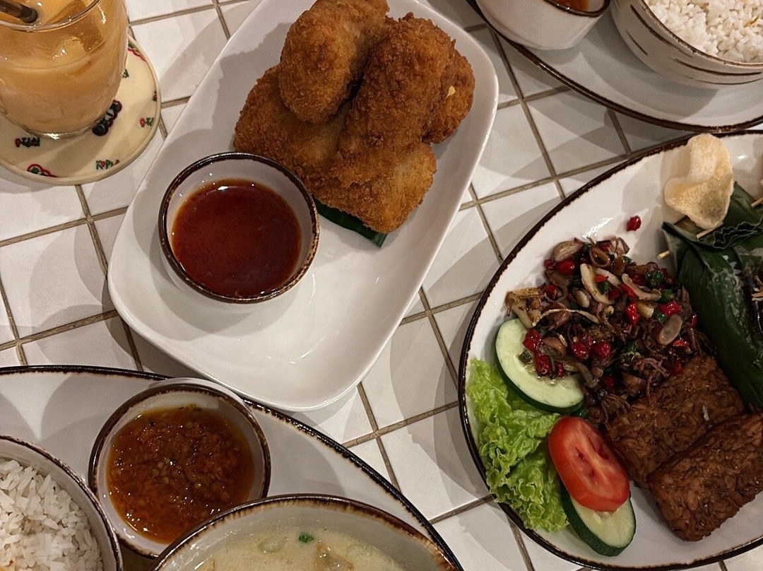 新好莱坞酒店主图