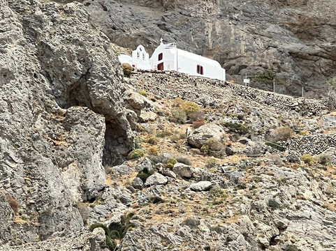 Panagia Katefiani-佩里萨必去景点