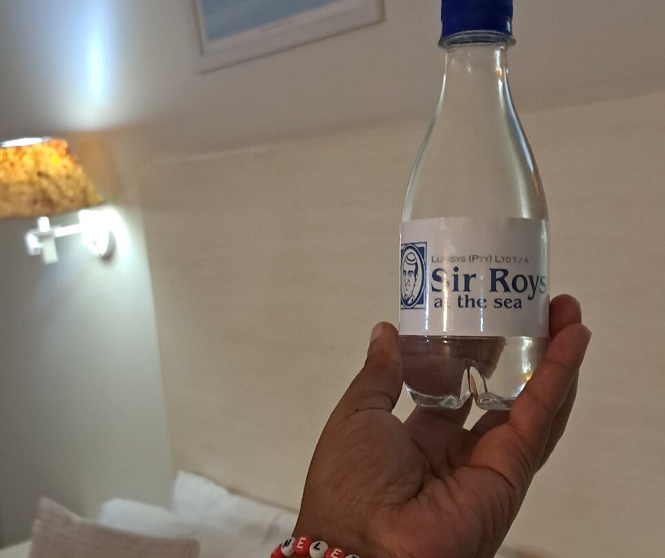 海上罗伊爵士酒店主图