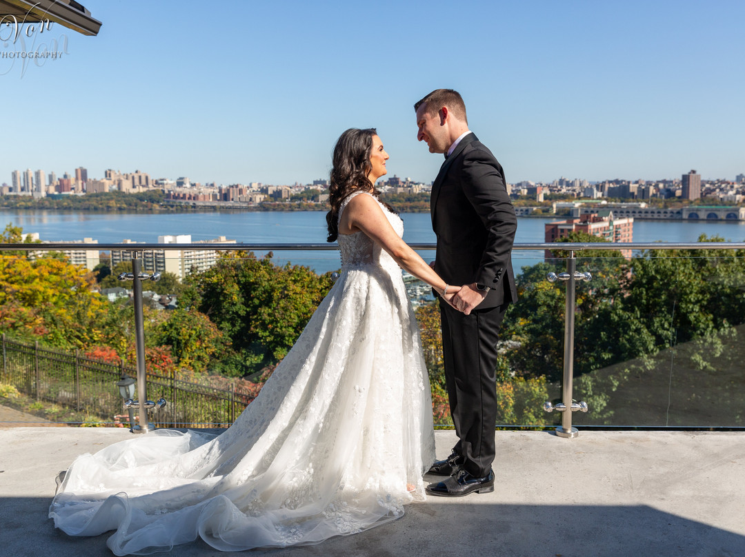 Riverview Ballroom Wedding Venue in New Jersey-Cliffside Park必去景点