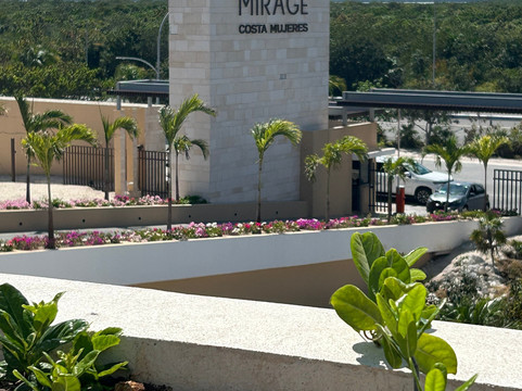 Majestic Mirage Costa Mujeres – All-Suite Resort