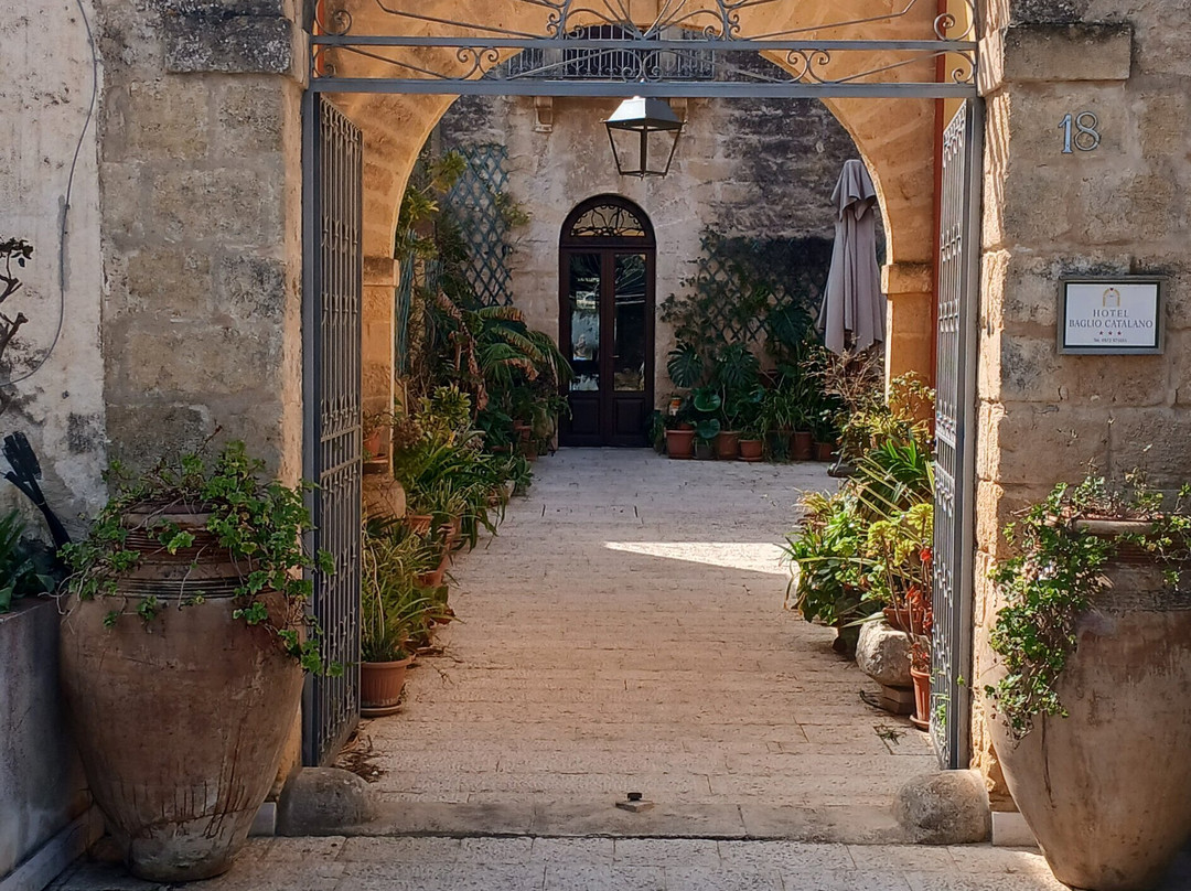 巴格里奥卡塔拉诺酒店主图