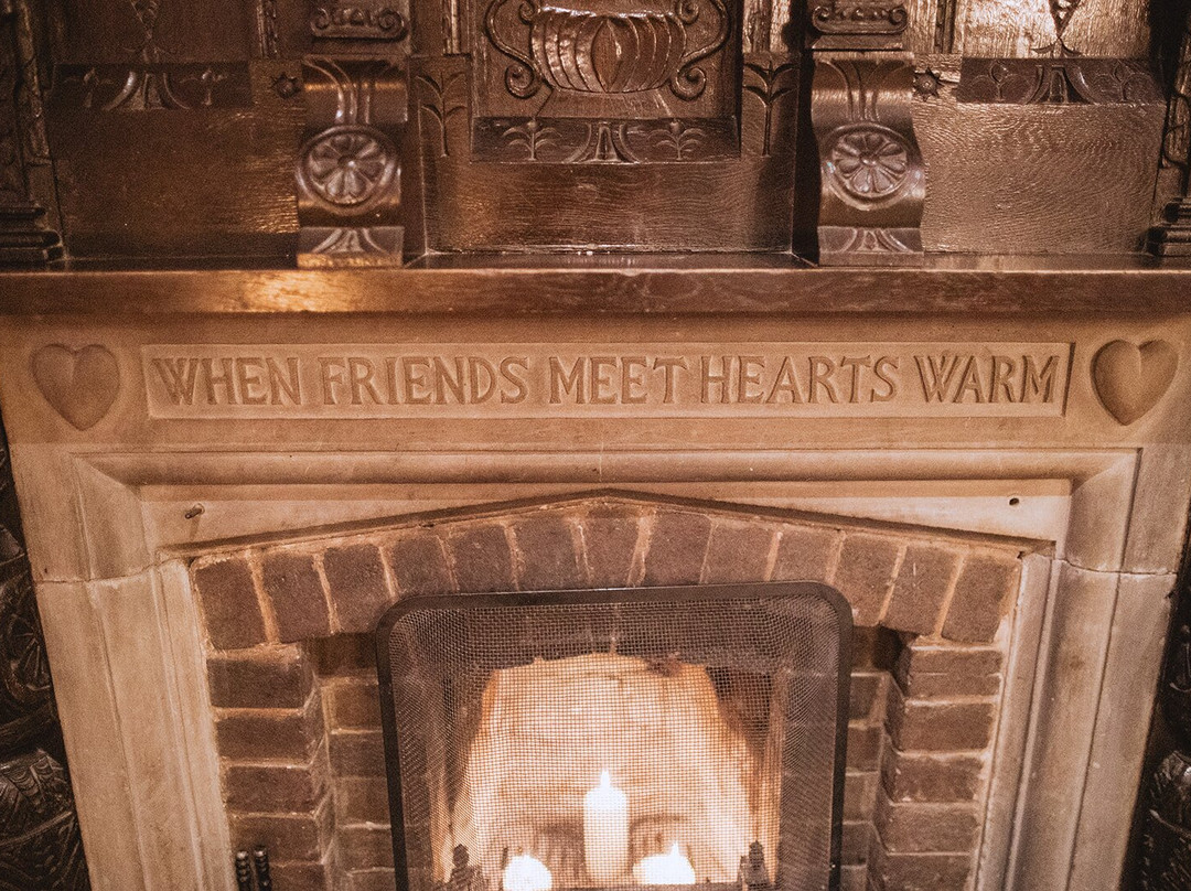 柯玛尔和金斯帕酒店主图