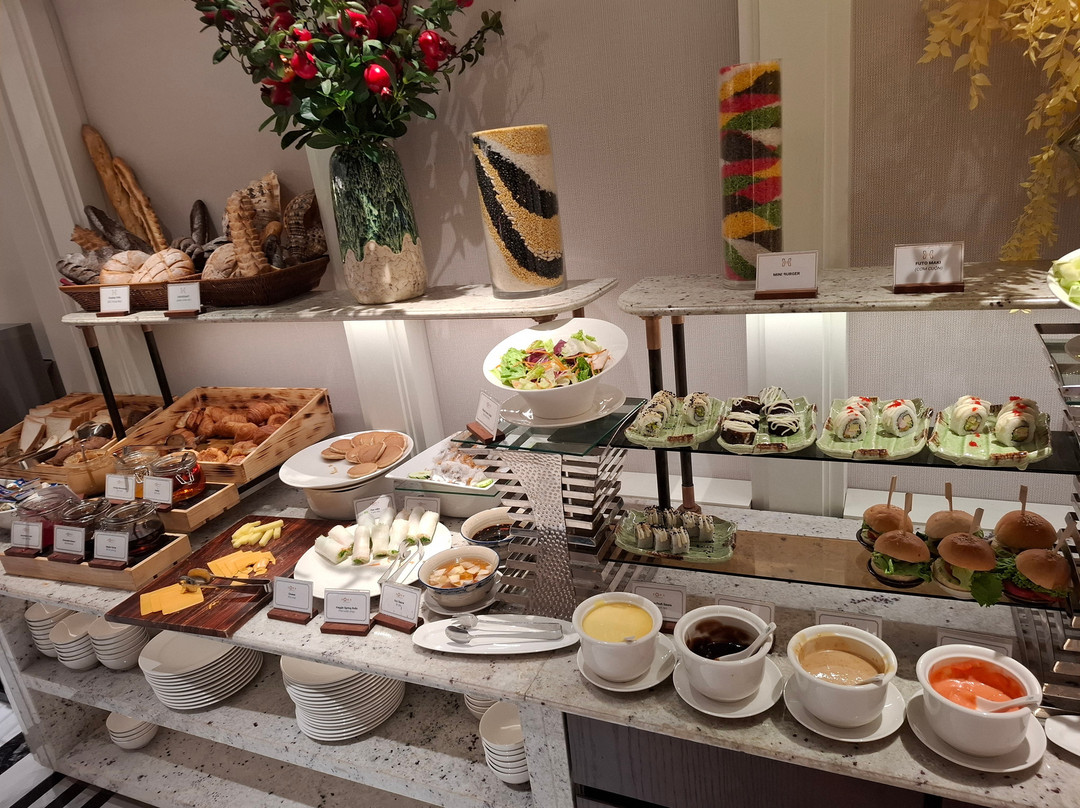 Heritage Ham Long Hotel & Spa