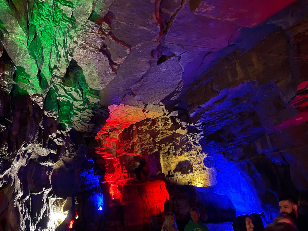Howe Caverns-Howes Cave必去景点