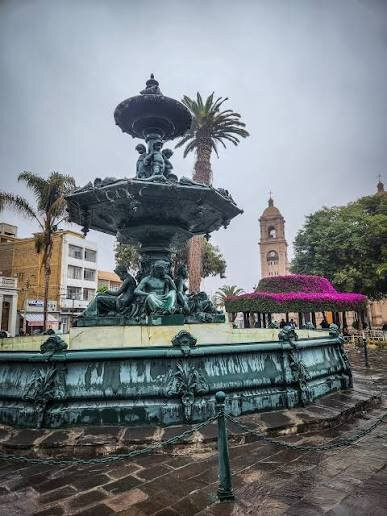 Pileta Ornamental De Tacna