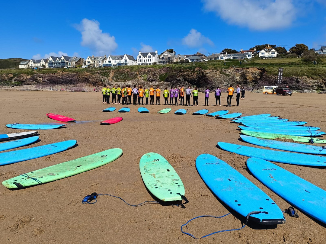 Wavehunters Surf School-Polzeath必去景点