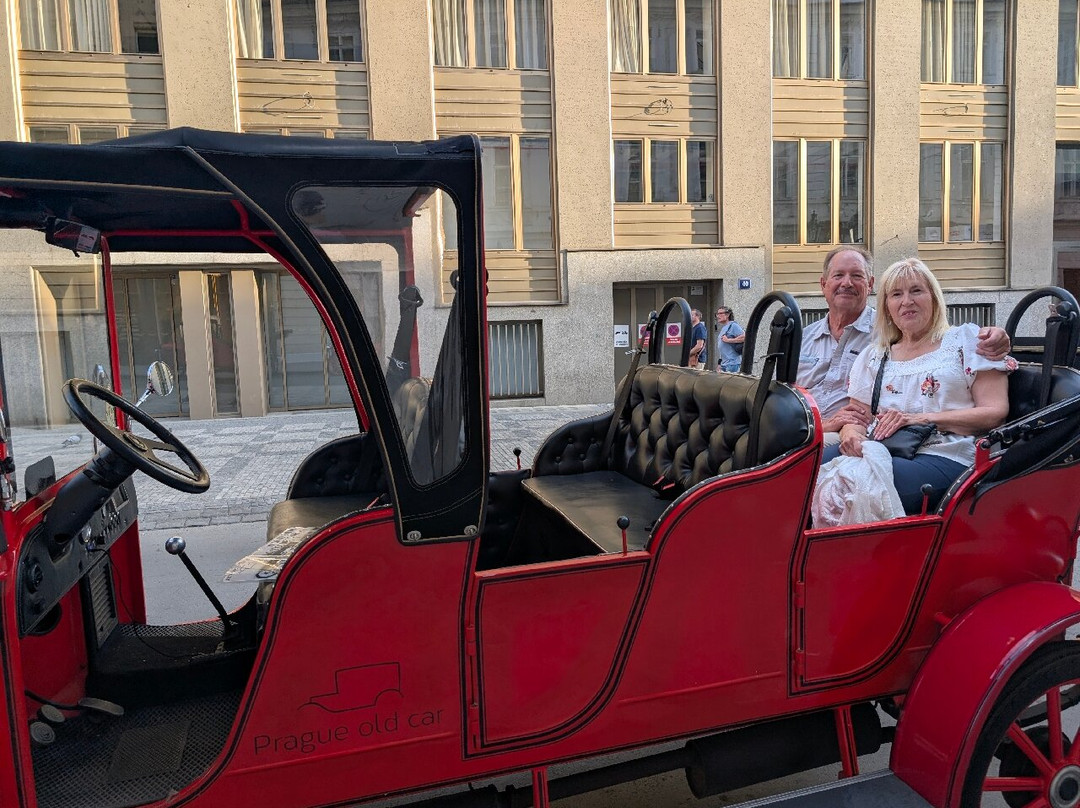 Prague Old Car-布拉格必去景点