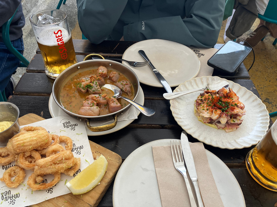 Sr. Manuel Seafood Bar