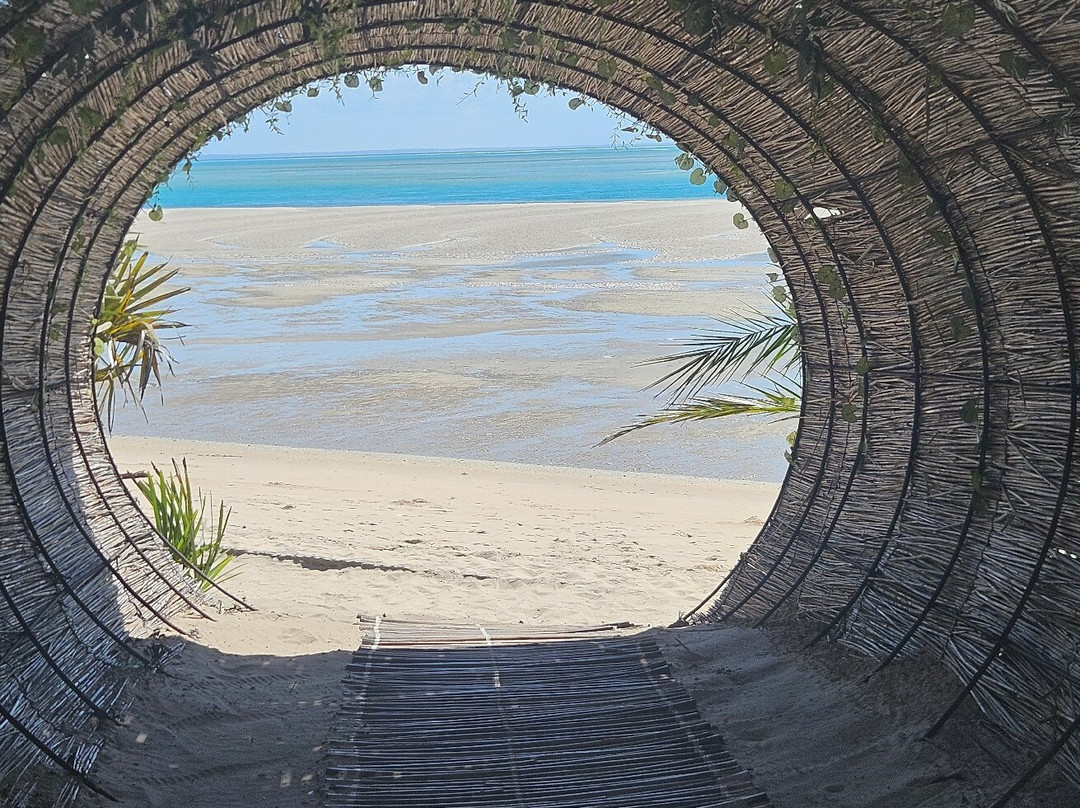 伊尼扬巴内省餐馆和美食-Peri Peri Beach Club