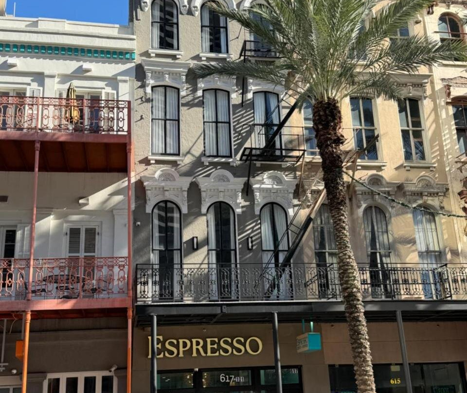Jimmys on Canal St