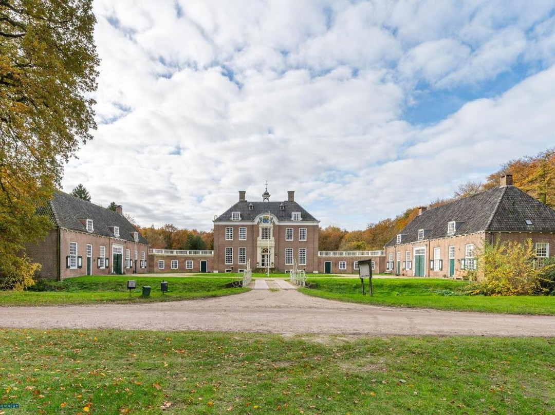 De Zwaluwenburg