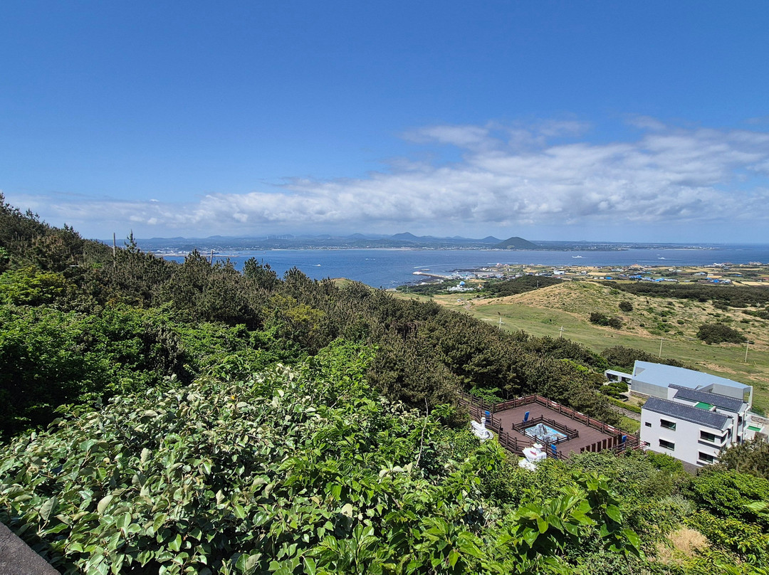 乌岛灯塔公园-济州必去景点