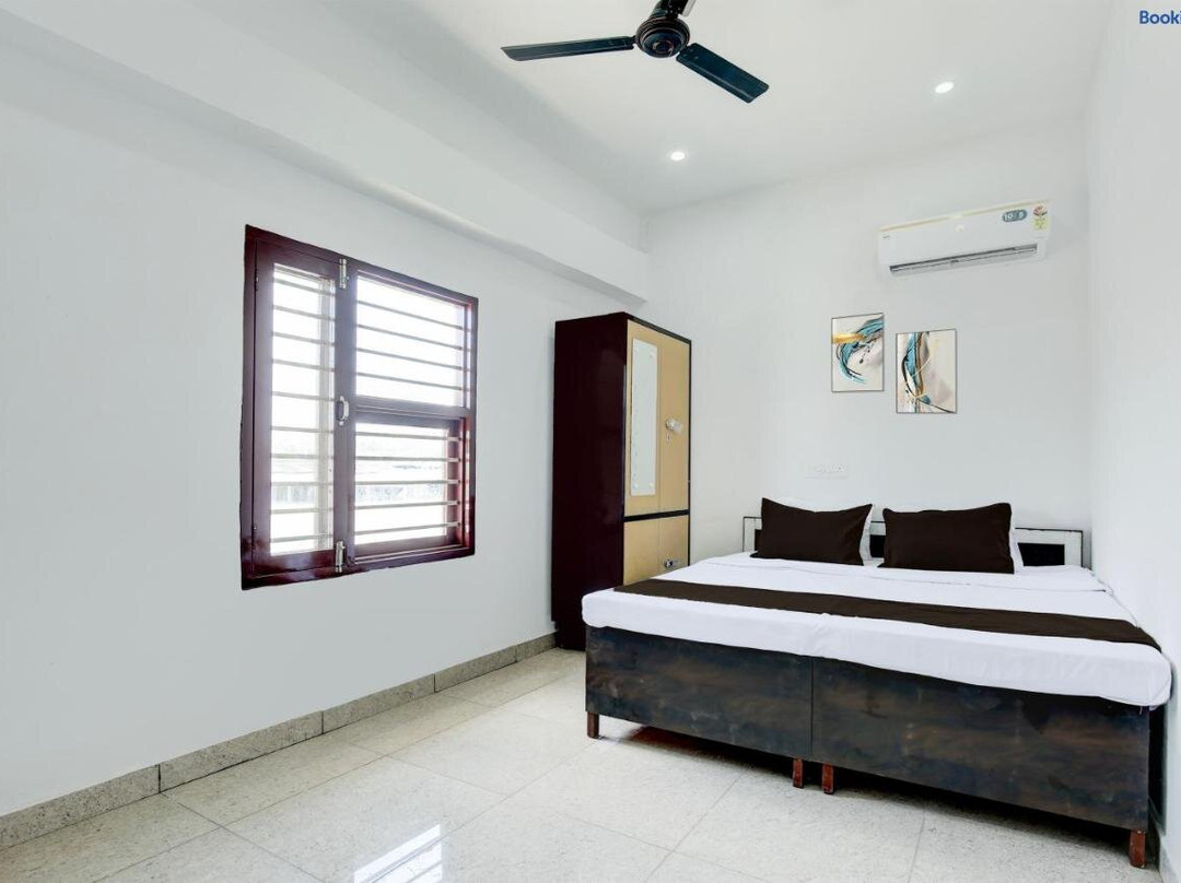 Hotel O The Nri Guest House