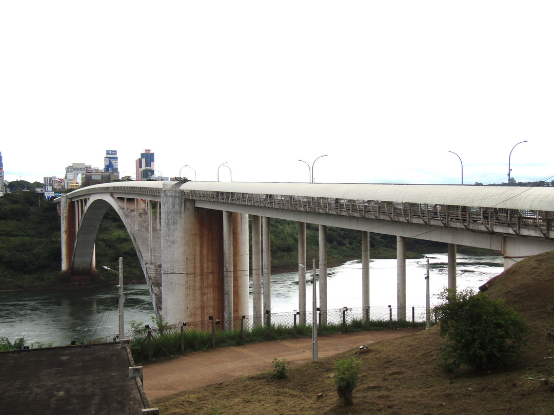 Puente Internacional De La Amistad-伊瓜苏必去景点