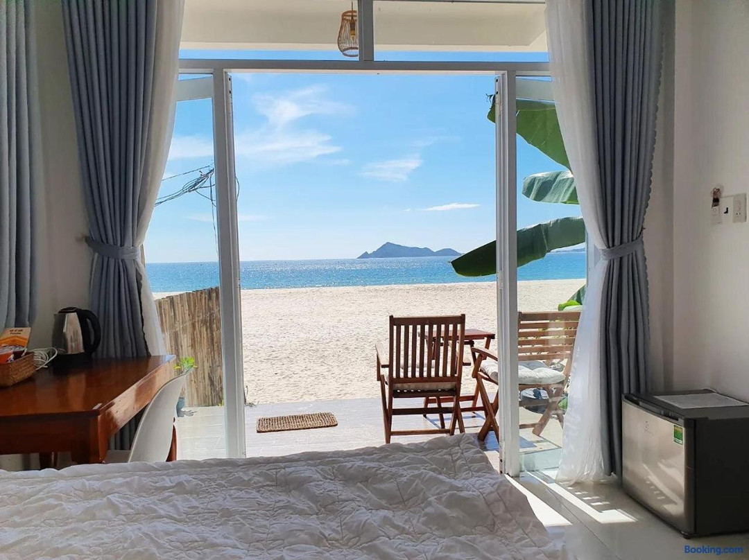 Ocean Breeze Bungalow