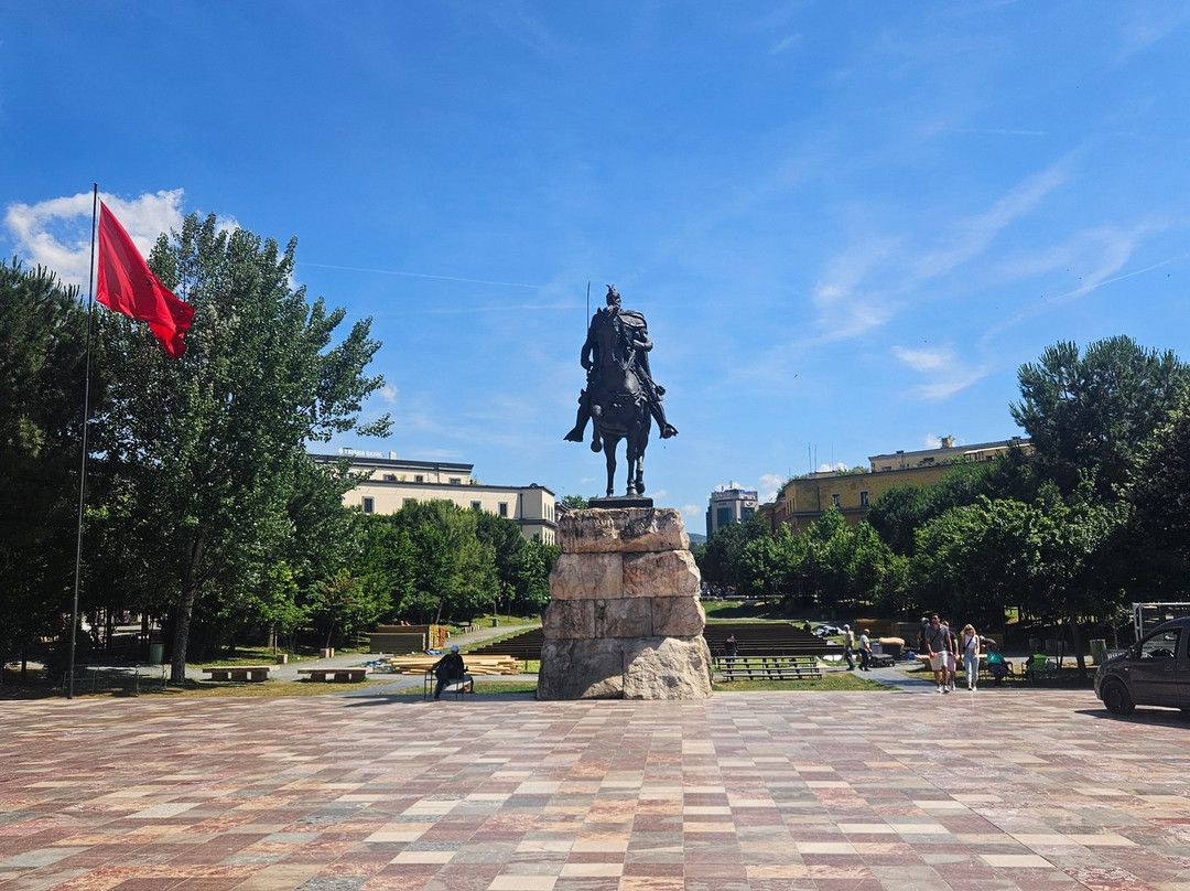 Skanderbeg Square-地拉那必去景点
