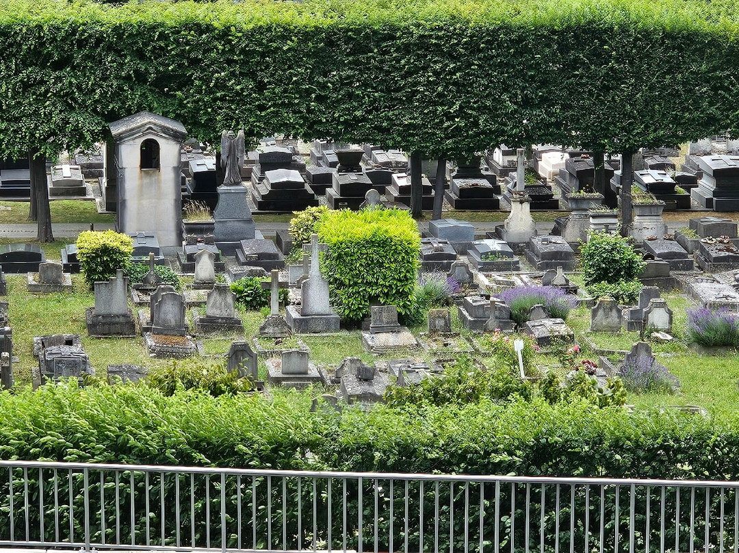 Cimetière de Neuilly  (Cemetery of Neuilly)-Nanterre必去景点