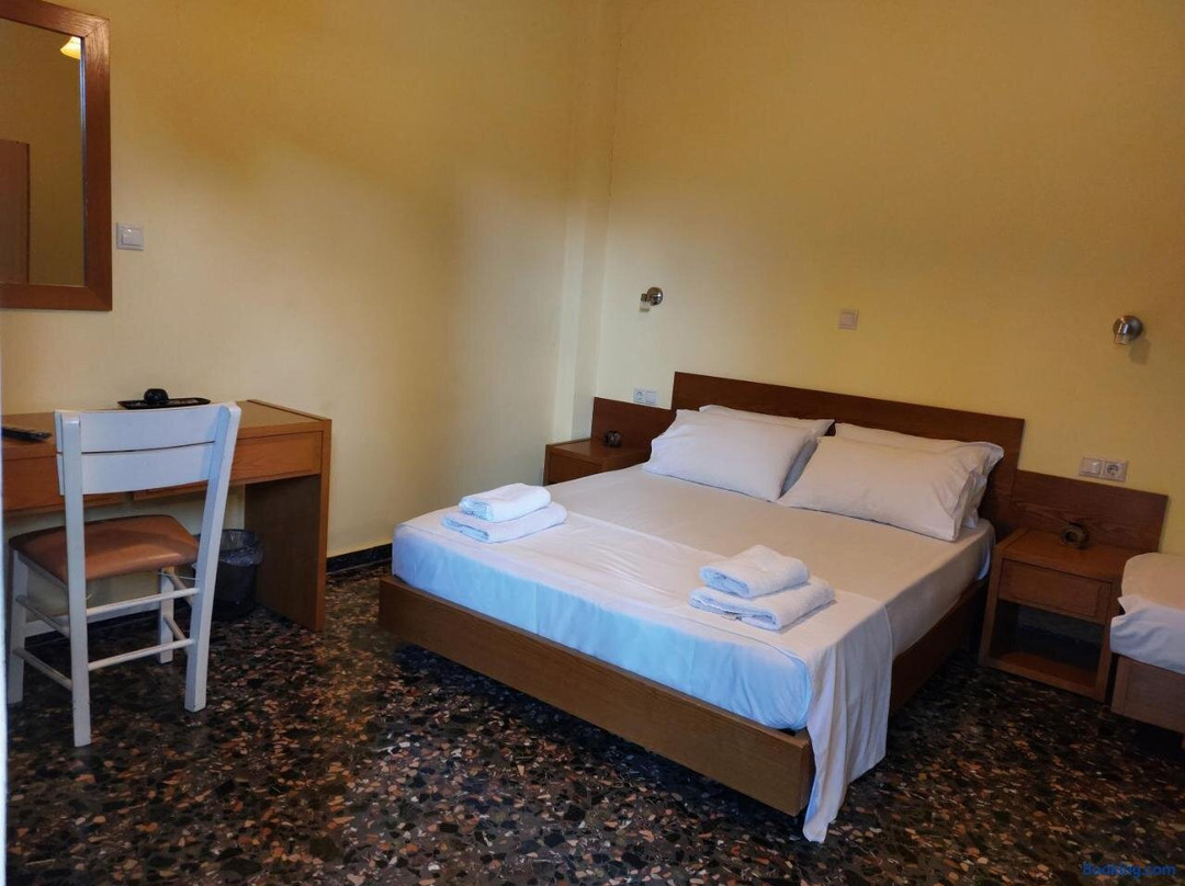 Elafonisos Rooms
