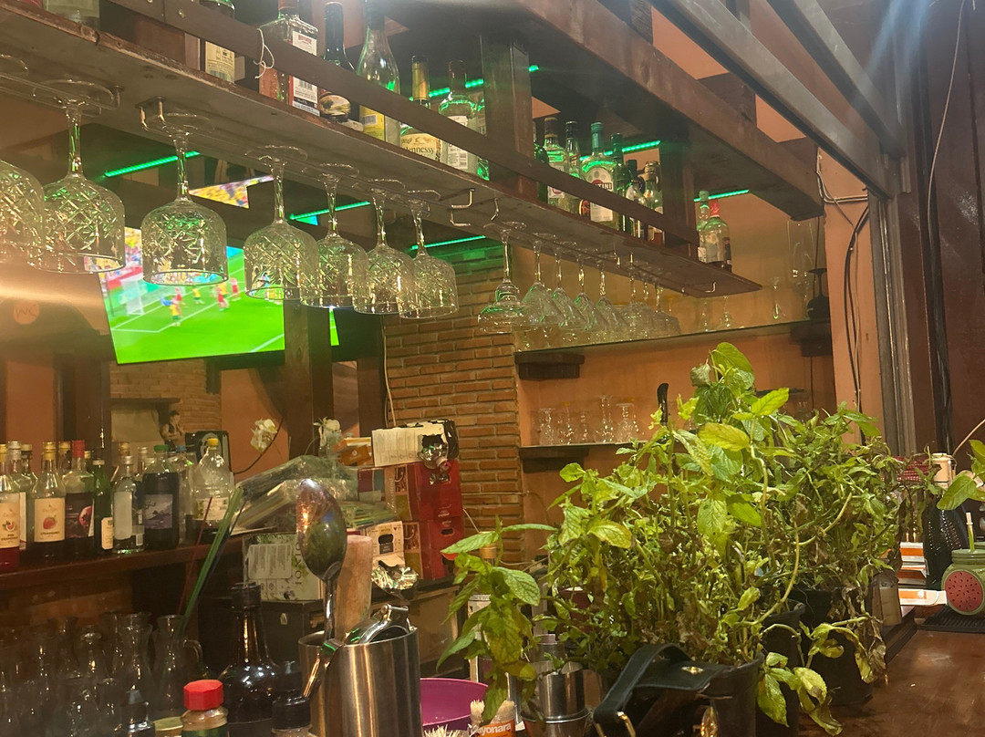 The Melon Cocktail Bar-卡拉马其必去景点