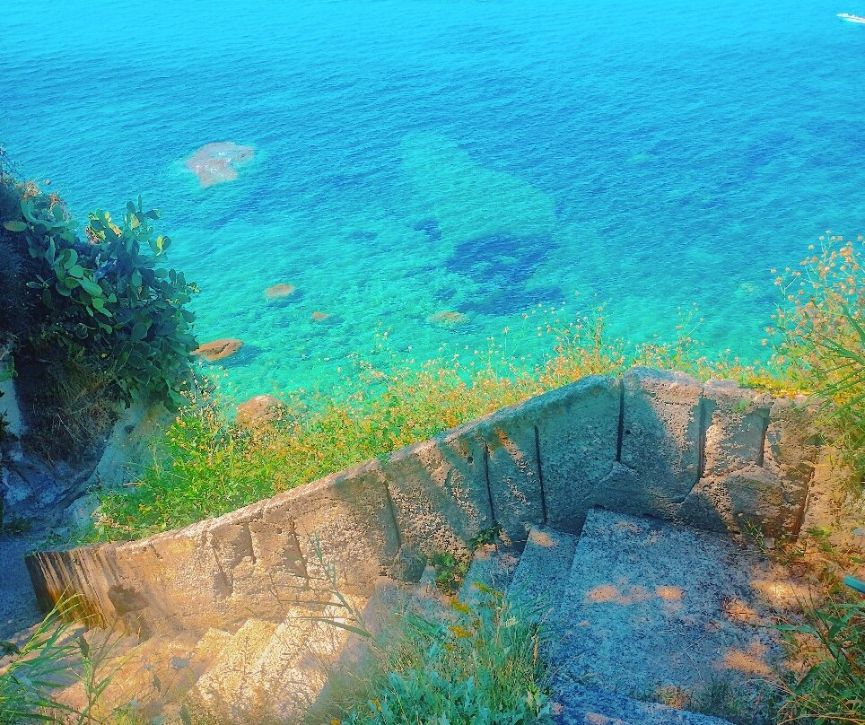 Spiaggia l’Occhiale-特罗佩阿必去景点