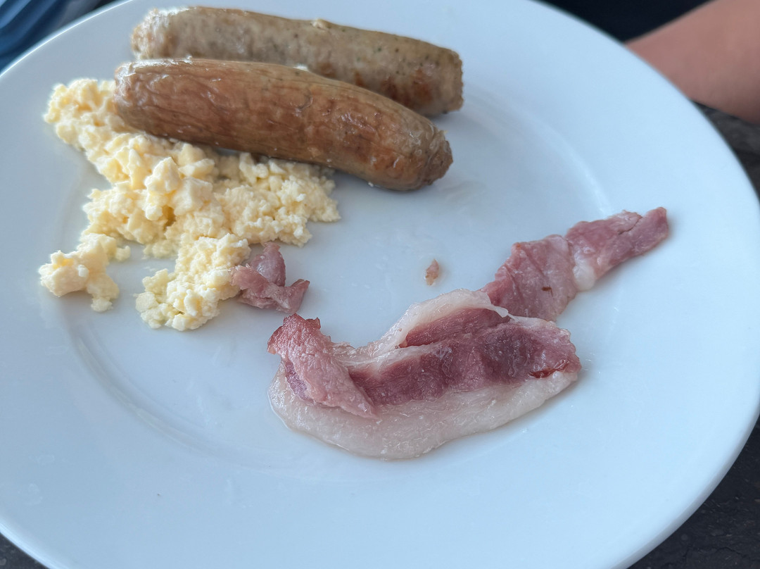Plaza Premium Lounge Heathrow T5 Departures-伦敦必去景点
