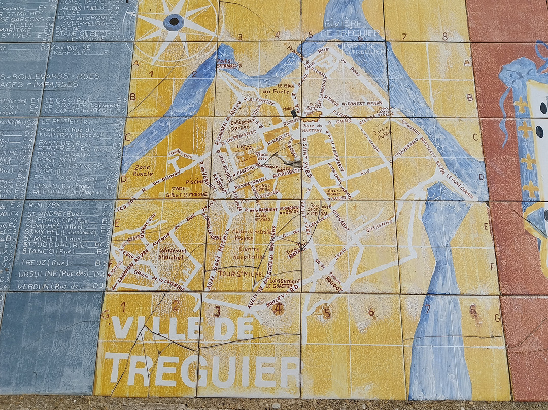 Cathedrale Saint-Tugdual-特雷吉耶必去景点