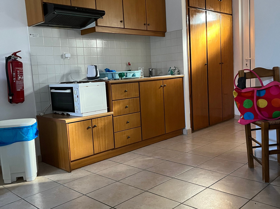 Litsa Apartments主图